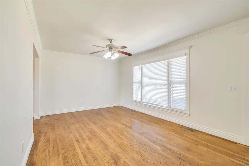 Photo 8 — 2804 Lancaster Lane, Oklahoma City, OK 73116