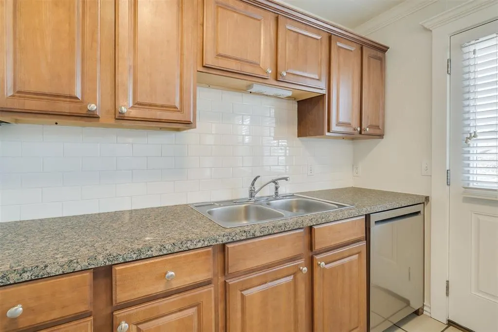 Photo 20 — 2804 Lancaster Lane, Oklahoma City, OK 73116