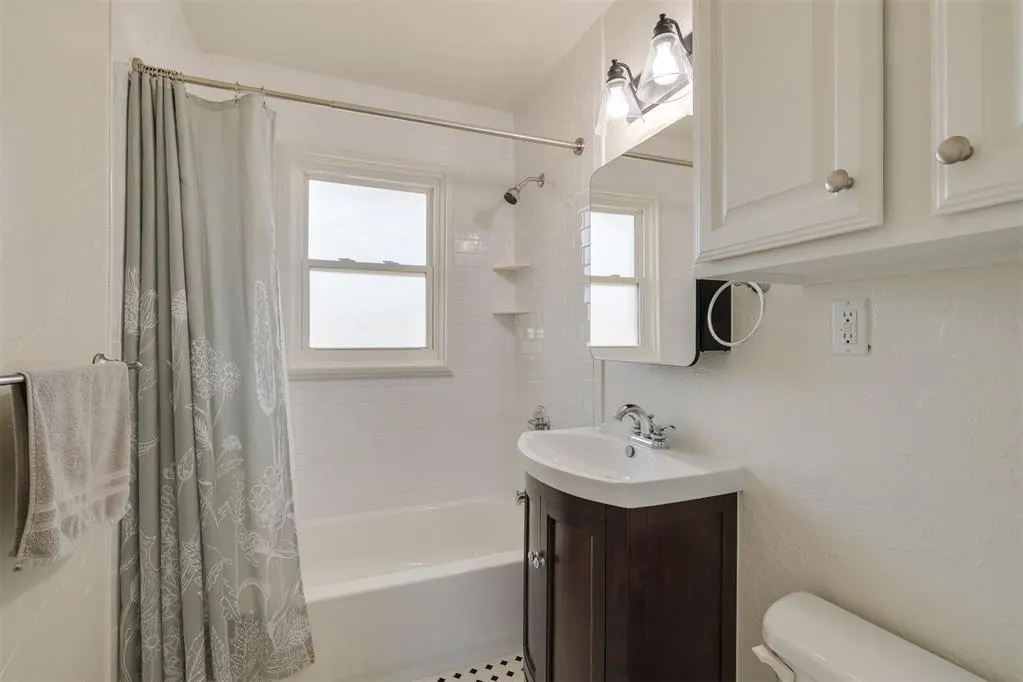 Photo 30 — 2804 Lancaster Lane, Oklahoma City, OK 73116
