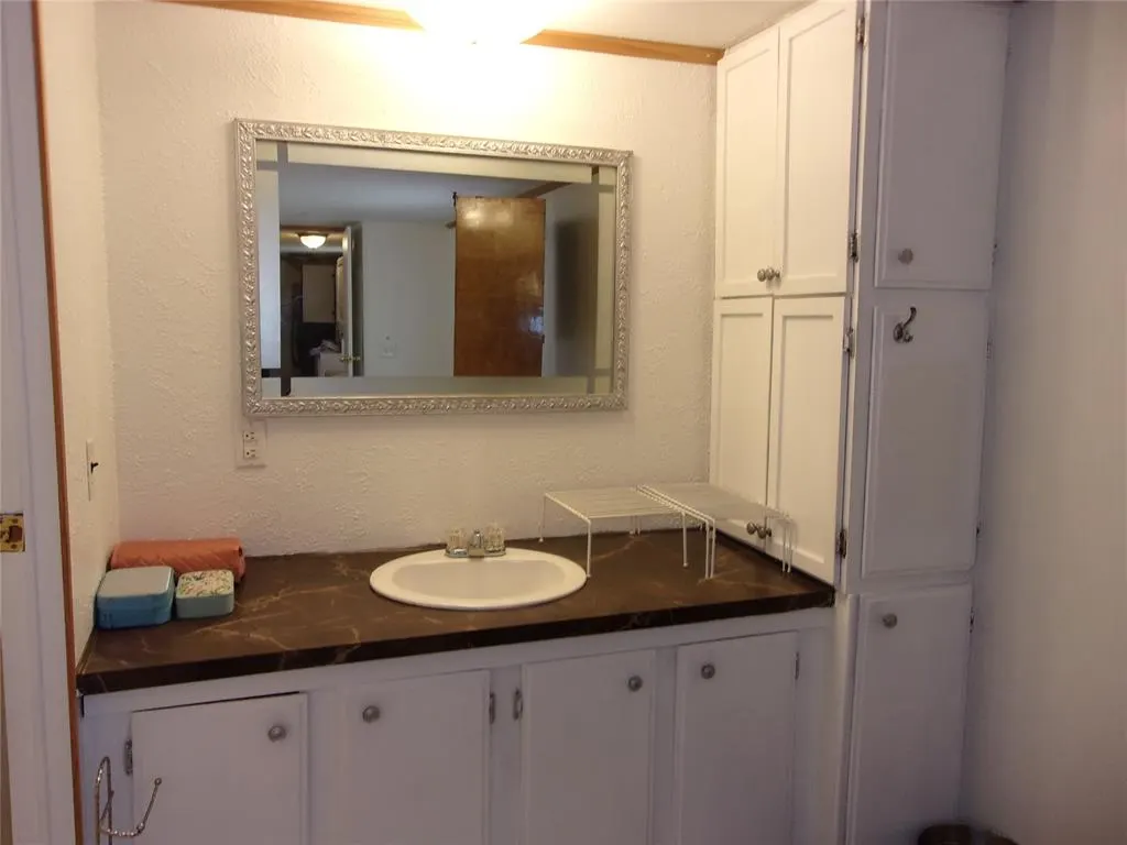 Photo 16 — 101061 S 3376 Road, Meeker, OK 74855