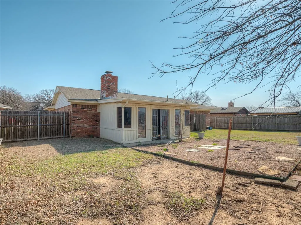 Photo 42 — 7 Kiowa, Shawnee, OK 74801