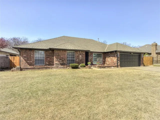 Photo 2 — 11809 Chelsea Chase, Oklahoma City, OK 73170