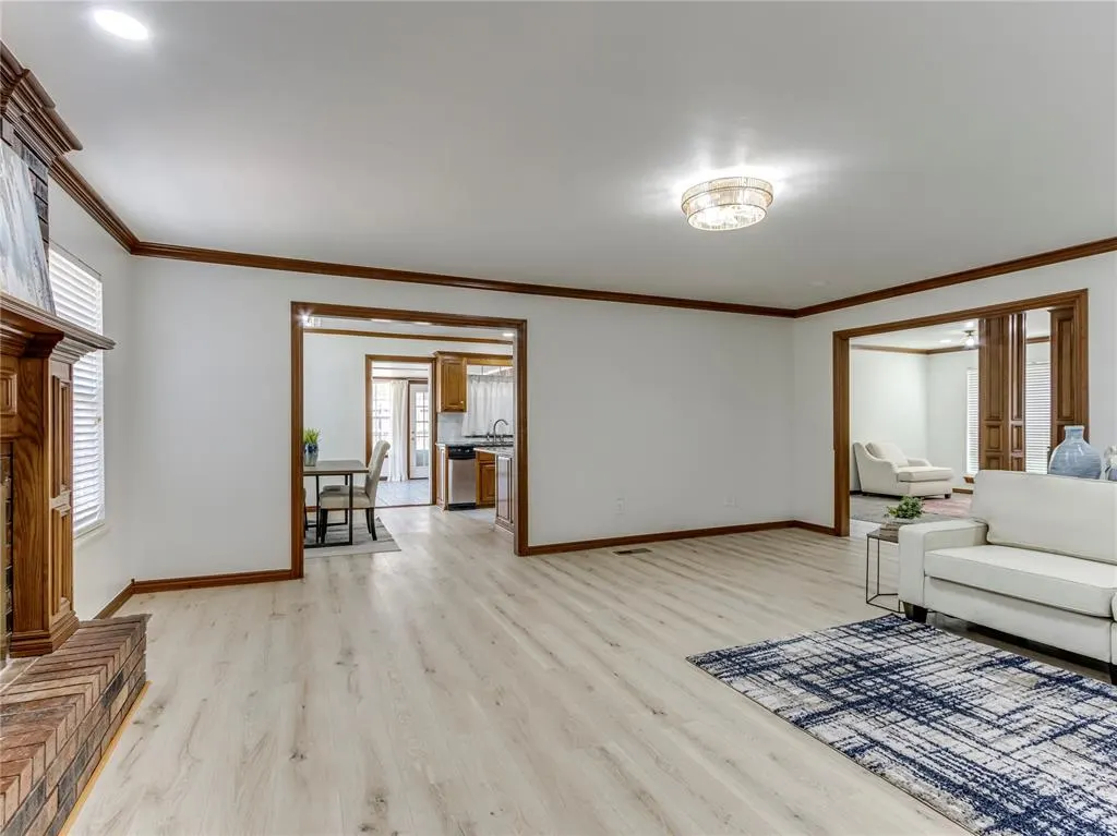 Photo 10 — 11809 Chelsea Chase, Oklahoma City, OK 73170