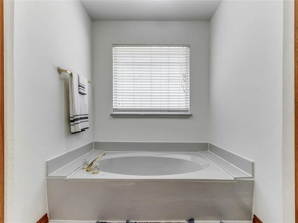 Photo 22 — 11809 Chelsea Chase, Oklahoma City, OK 73170