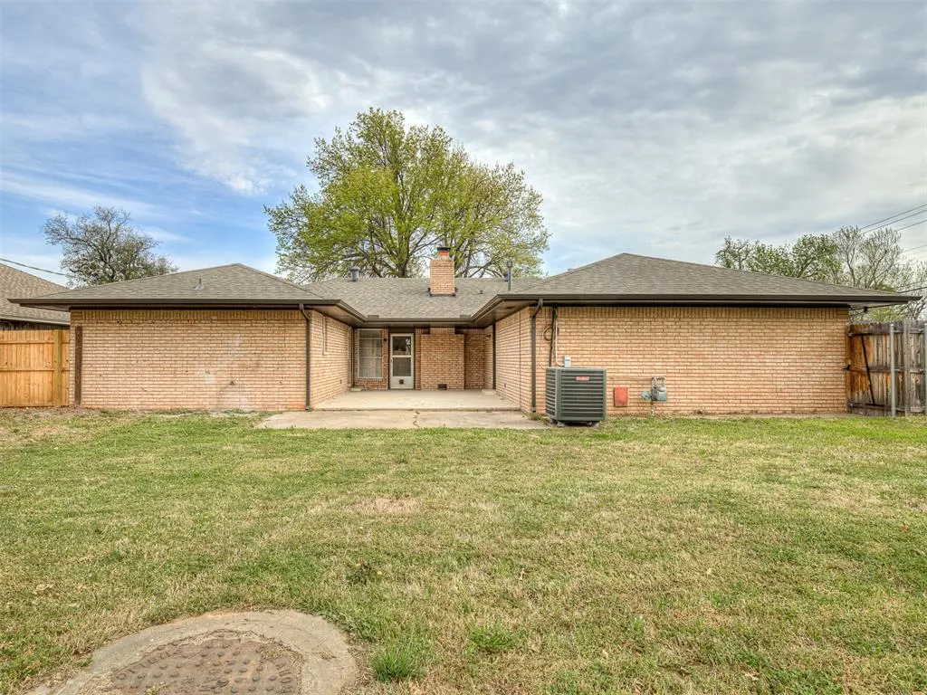 Photo 16 — 4900 NW 17th Street, Oklahoma City, OK 73127