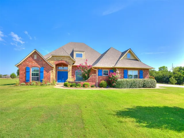 Photo 4 — 4701 Wellington Lake Drive, Norman, OK 73026