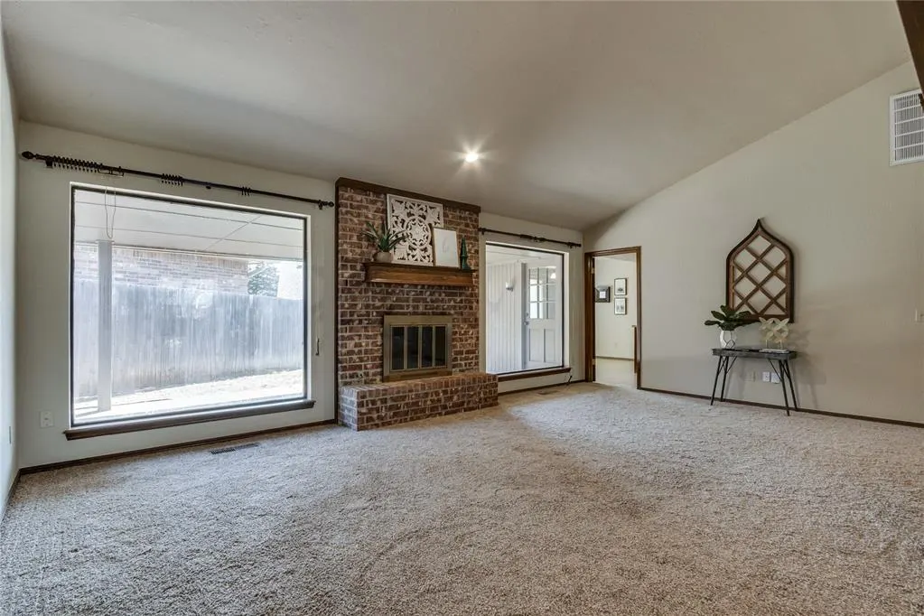Photo 7 — 308 Antelope Trail, Edmond, OK 73012