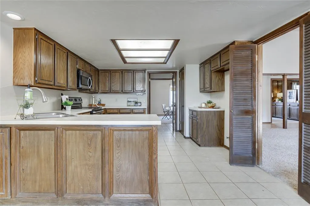 Photo 22 — 308 Antelope Trail, Edmond, OK 73012