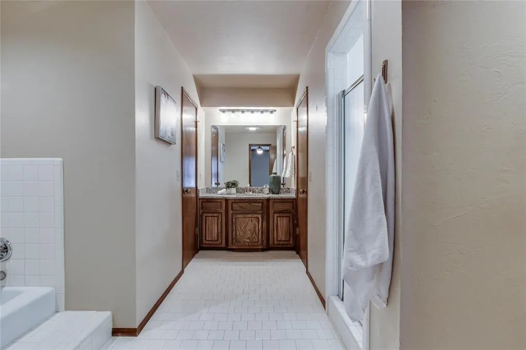 Photo 32 — 308 Antelope Trail, Edmond, OK 73012