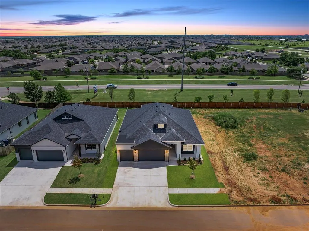 Photo 50 — 15600 Rockwell Park Lane, Edmond, OK 73013