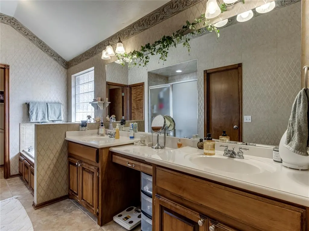 Photo 15 — 519 Slim Drive, Midwest City, OK 73130