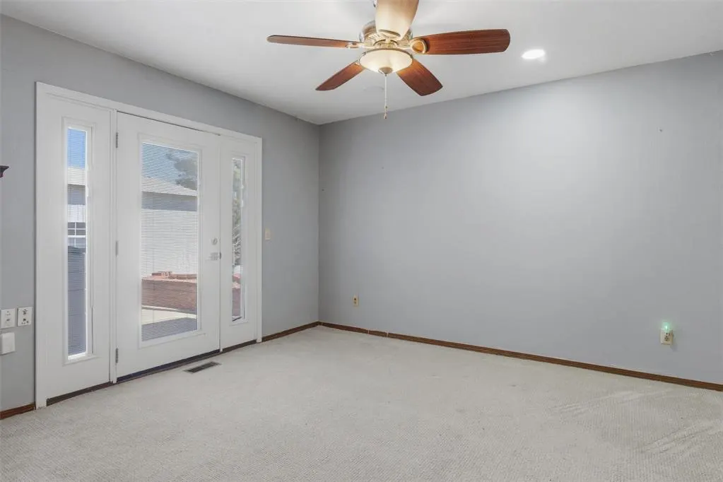 Photo 18 — 10708 Creekvale Drive, Midwest City, OK 73165