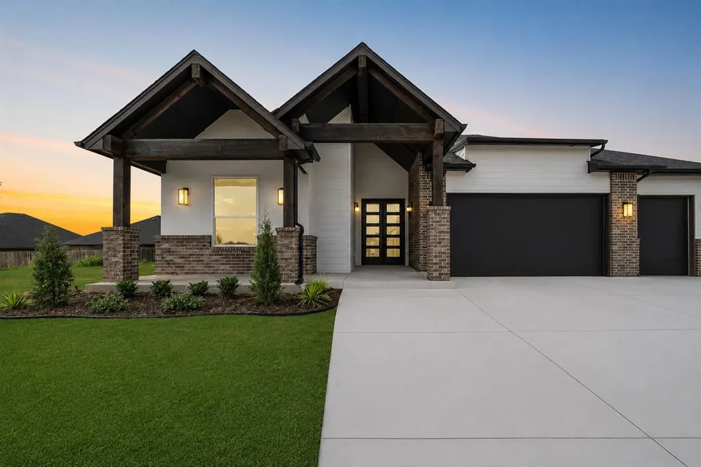 Photo 43 — 7129 NW 155th Street, Edmond, OK 73013