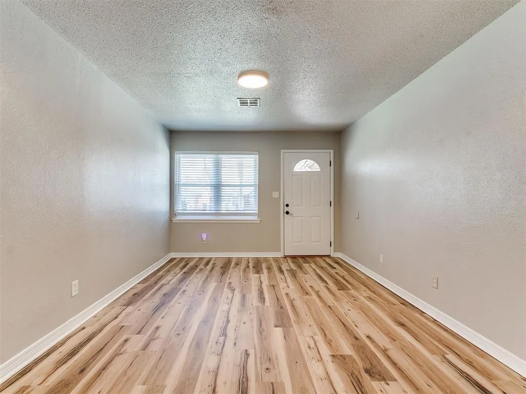 Photo 7 — 1617 Avondale Drive, Norman, OK 73069
