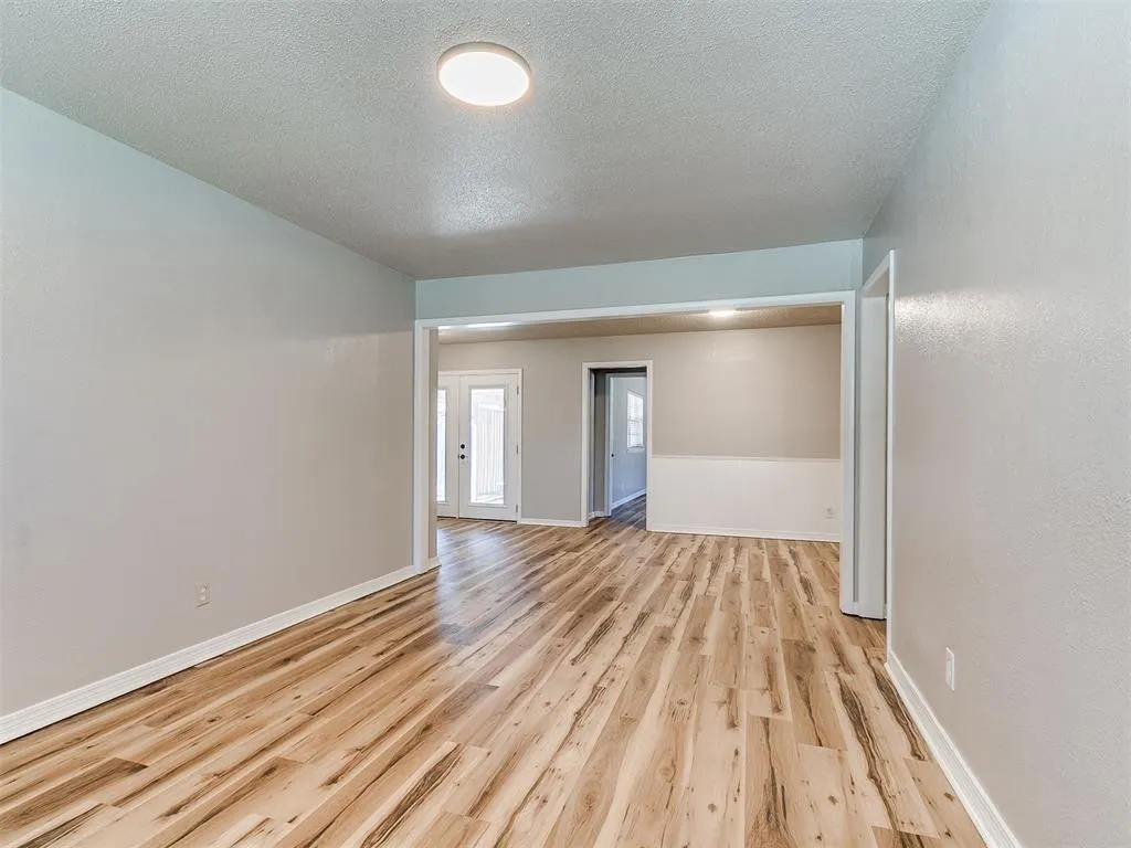 Photo 9 — 1617 Avondale Drive, Norman, OK 73069