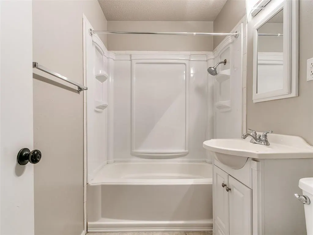 Photo 23 — 1617 Avondale Drive, Norman, OK 73069