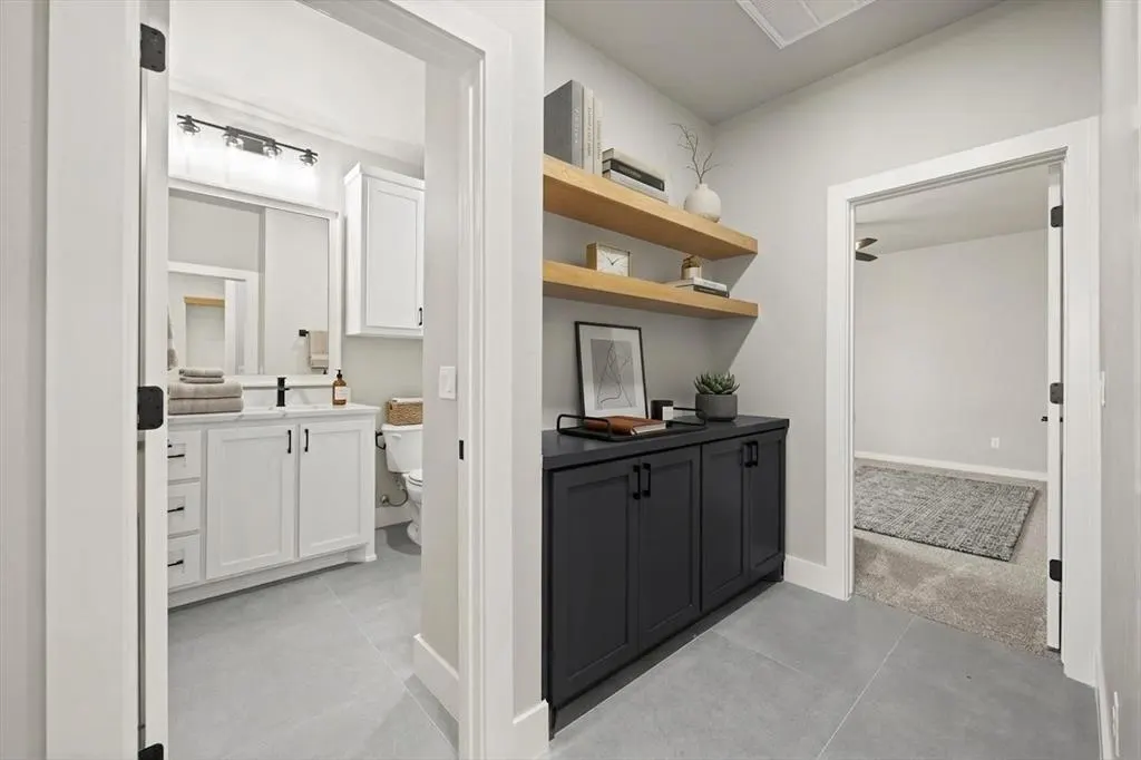 Photo 7 — 7125 NW 155th Street, Edmond, OK 73013