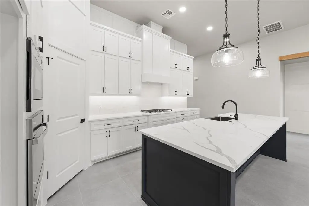 Photo 18 — 7125 NW 155th Street, Edmond, OK 73013