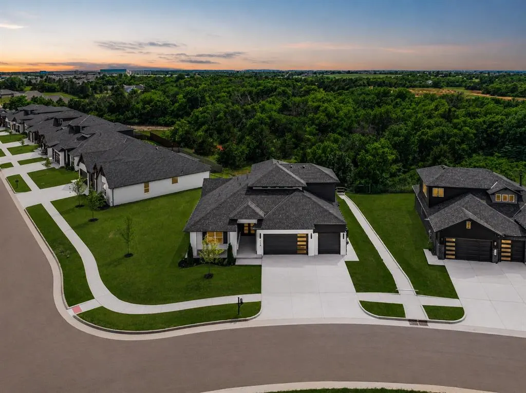 Photo 41 — 7228 NW 155th Street, Edmond, OK 73013