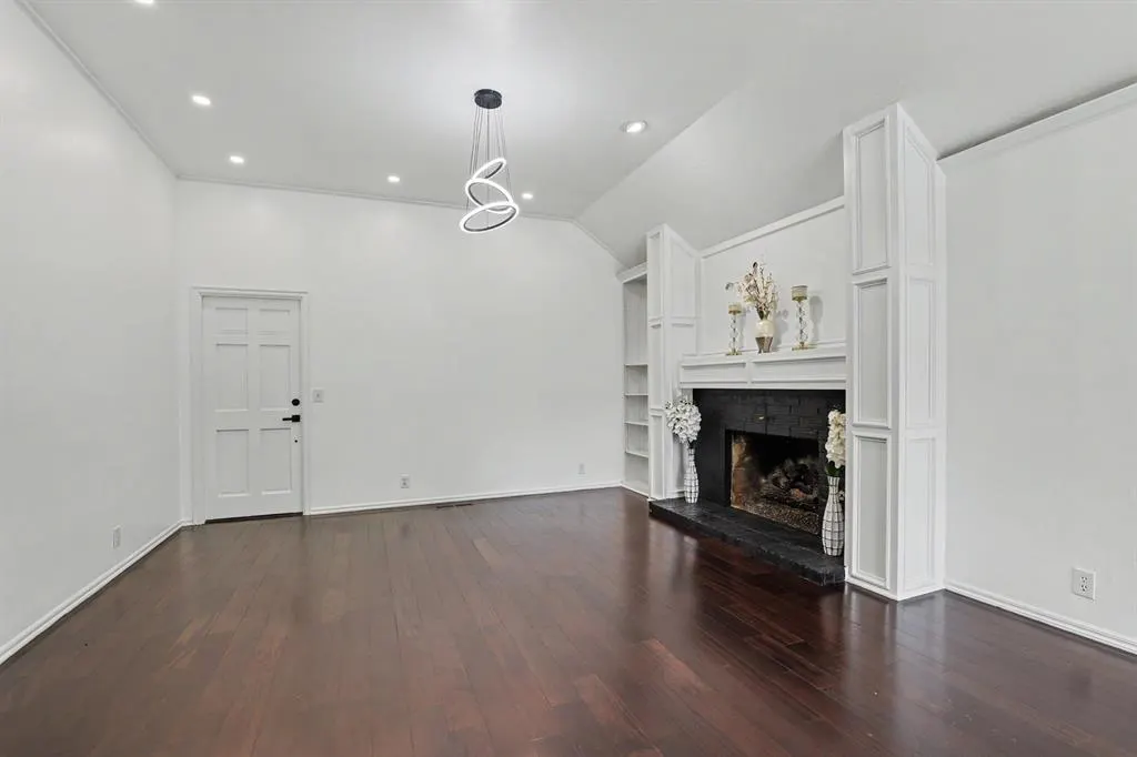 Photo 14 — 1400 Sandhurst Circle, Edmond, OK 73034
