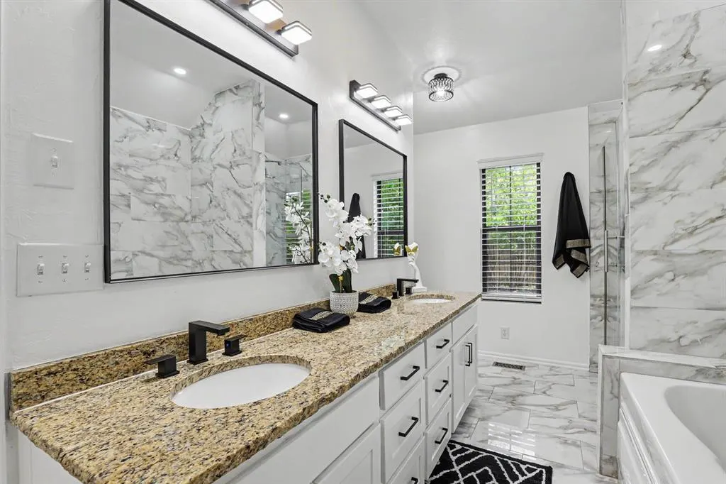 Photo 16 — 1400 Sandhurst Circle, Edmond, OK 73034