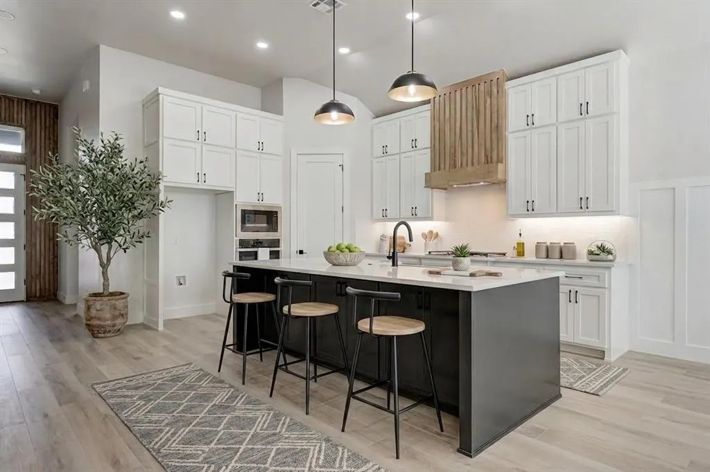 Photo 5 — 7112 NW 154th Street, Edmond, OK 73013