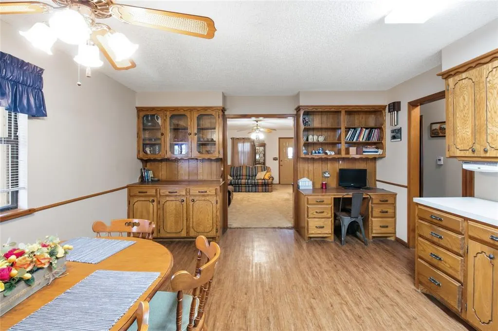Photo 17 — 324 W 4th Street, Hobart, OK 73651