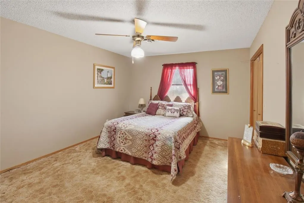 Photo 25 — 324 W 4th Street, Hobart, OK 73651