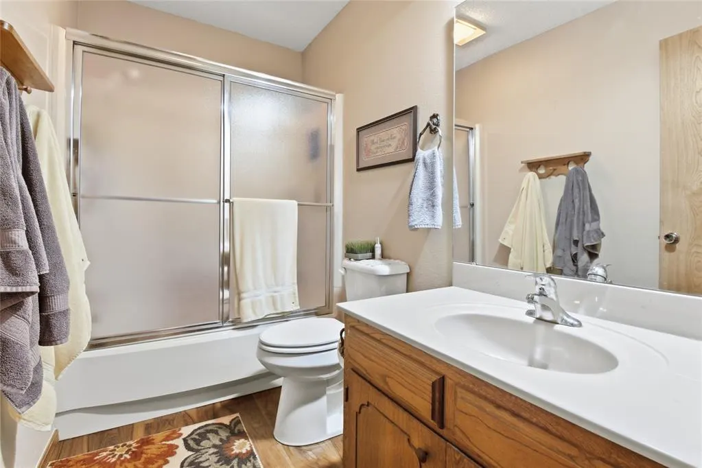 Photo 39 — 324 W 4th Street, Hobart, OK 73651