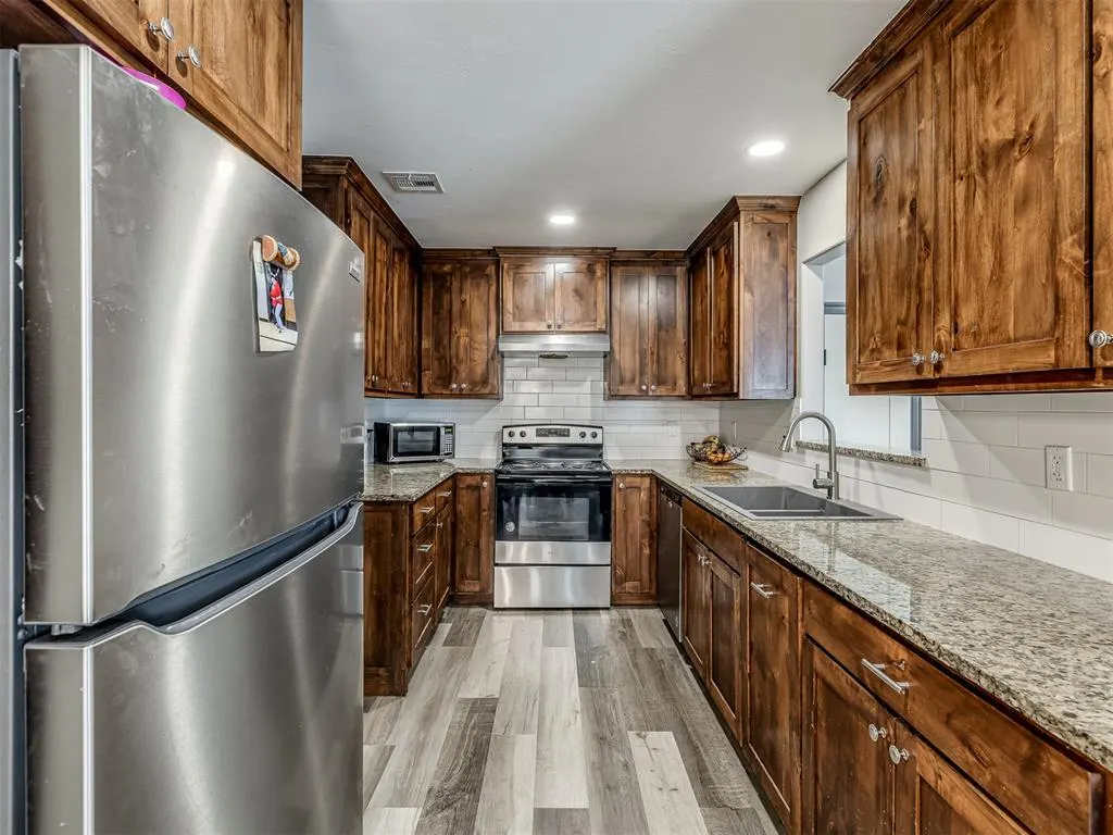 Photo 15 — 508 N Davis Avenue, Oklahoma City, OK 73127