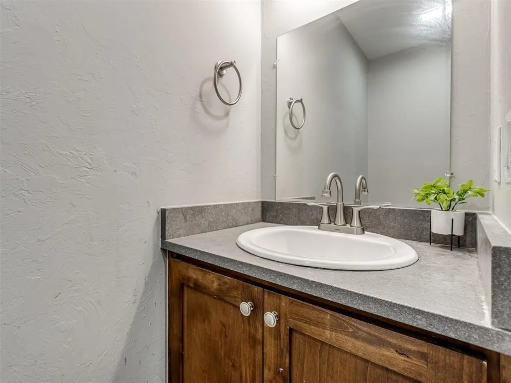 Photo 19 — 508 N Davis Avenue, Oklahoma City, OK 73127