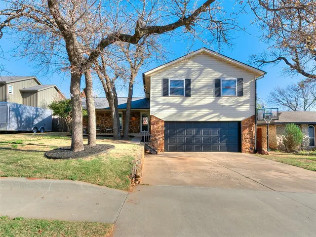 Photo 4 — 3725 NE 143rd Street, Edmond, OK 73013
