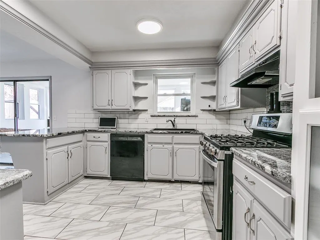 Photo 22 — 3725 NE 143rd Street, Edmond, OK 73013