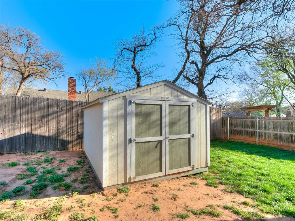 Photo 38 — 3725 NE 143rd Street, Edmond, OK 73013