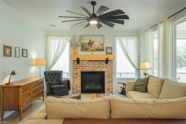 Photo 5 — 325 E 8th Street, Arcadia, OK 73007