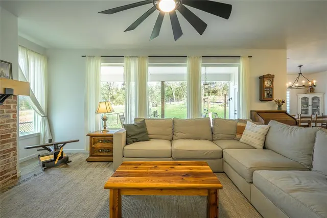 Photo 8 — 325 E 8th Street, Arcadia, OK 73007
