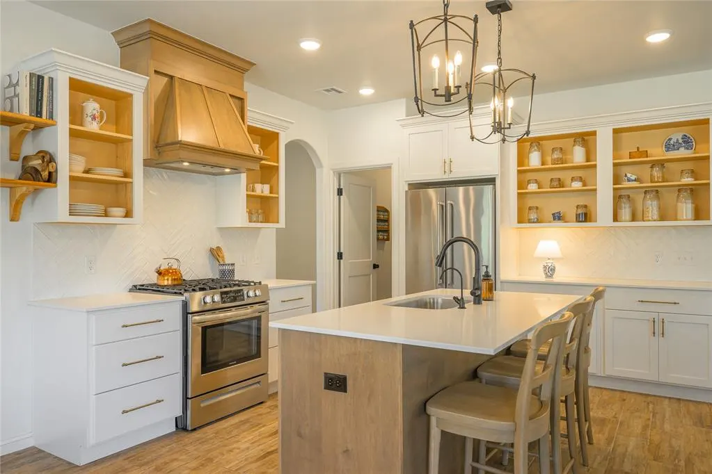 Photo 11 — 325 E 8th Street, Arcadia, OK 73007
