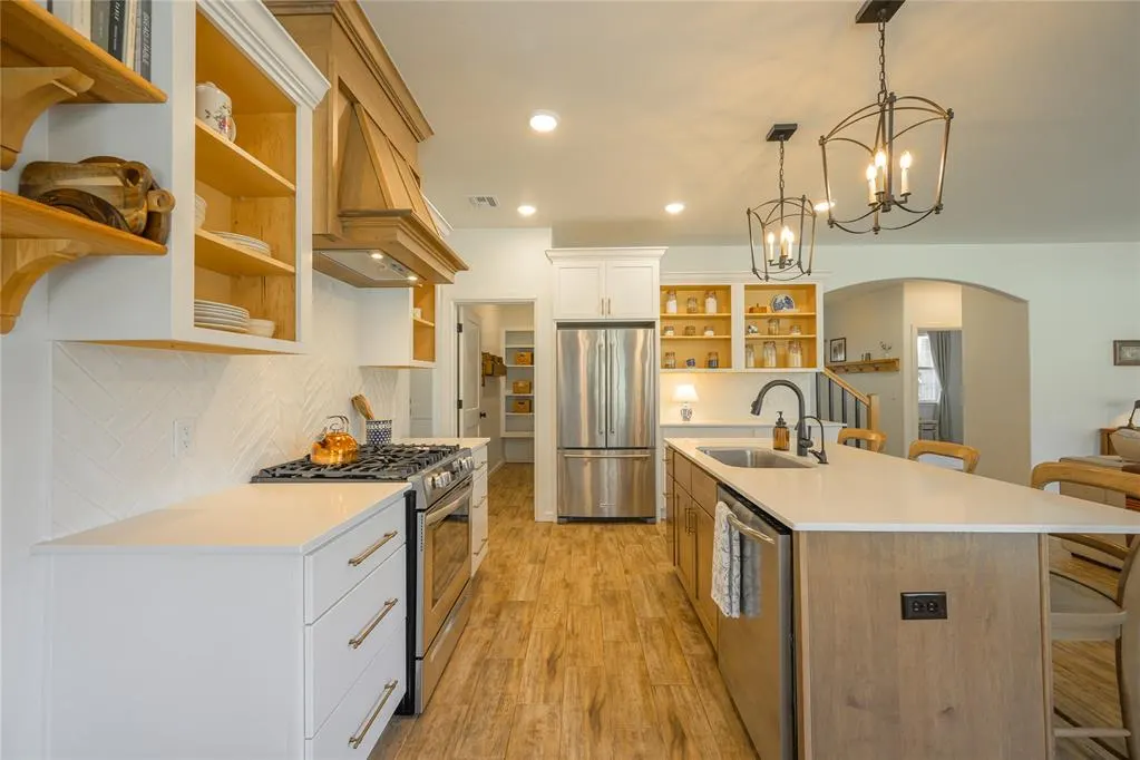 Photo 12 — 325 E 8th Street, Arcadia, OK 73007