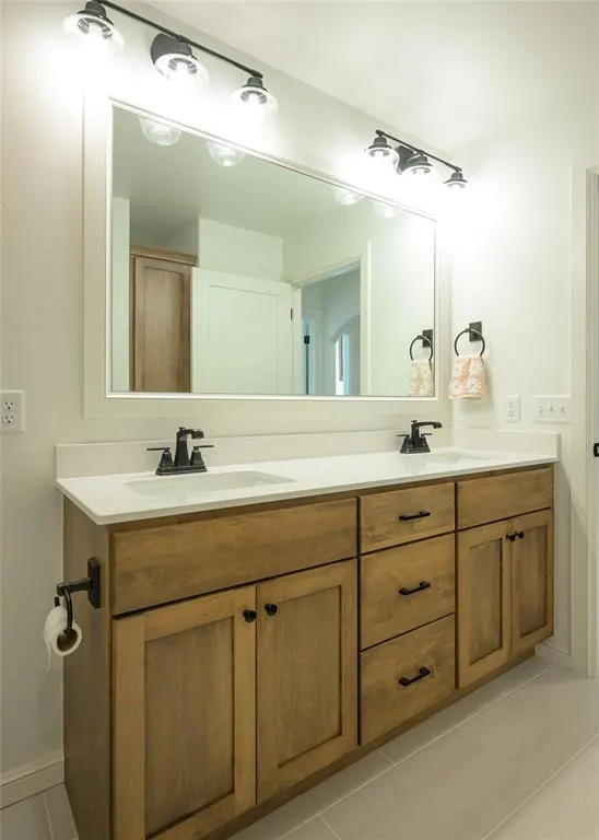 Photo 36 — 325 E 8th Street, Arcadia, OK 73007