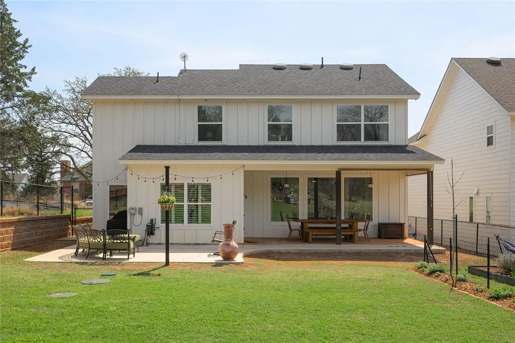 Photo 41 — 325 E 8th Street, Arcadia, OK 73007