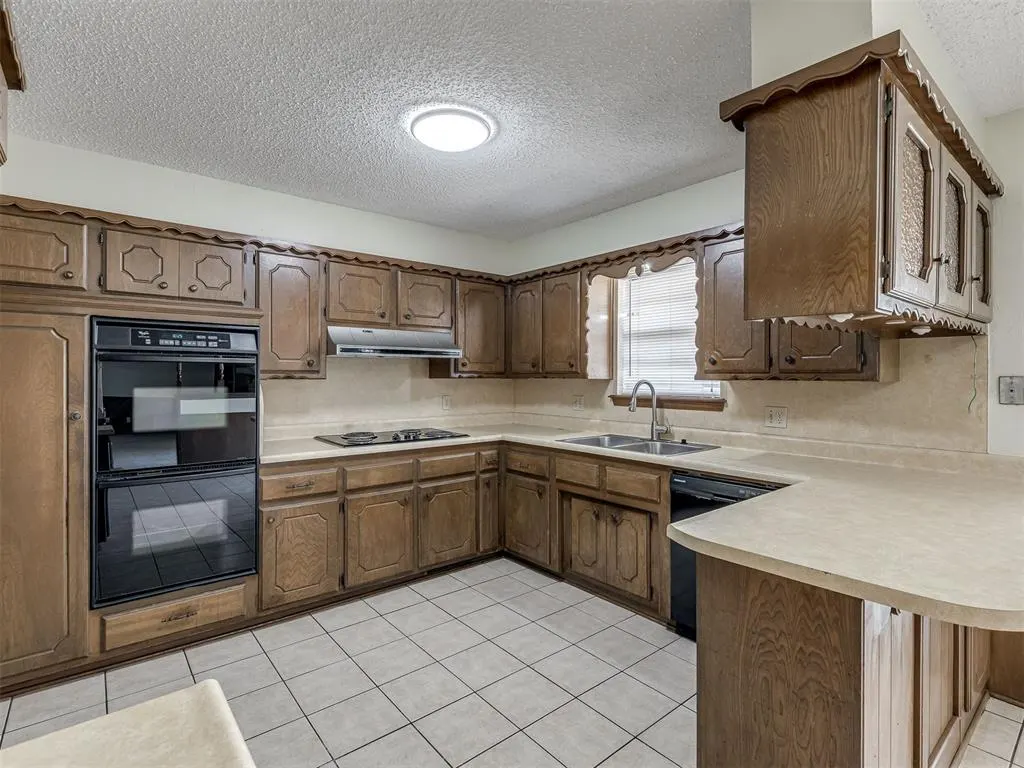 Photo 11 — 5201 SE 53rd Street, Oklahoma City, OK 73135