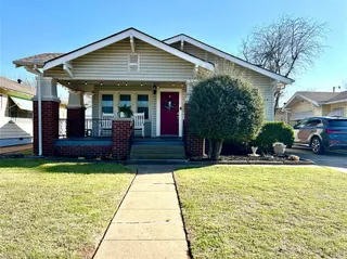 Sold home at 1704 NW 31st Street