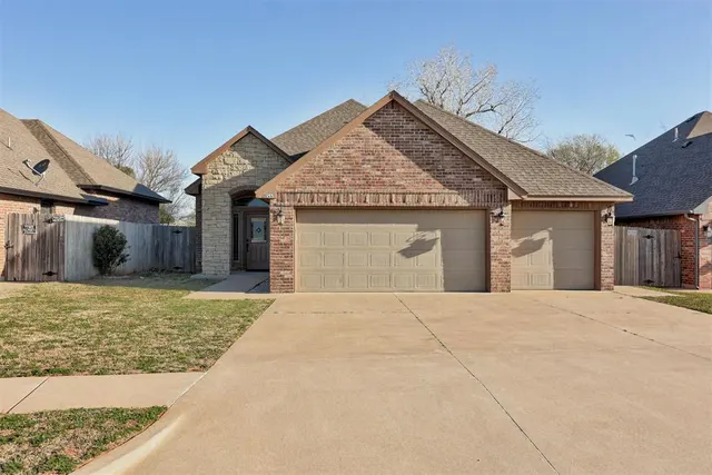 Front exterior — 11933 SW 17th Street, Yukon, OK 73099