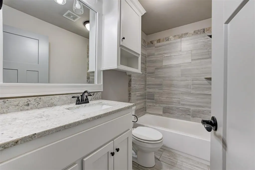 Photo 28 — 11933 SW 17th Street, Yukon, OK 73099