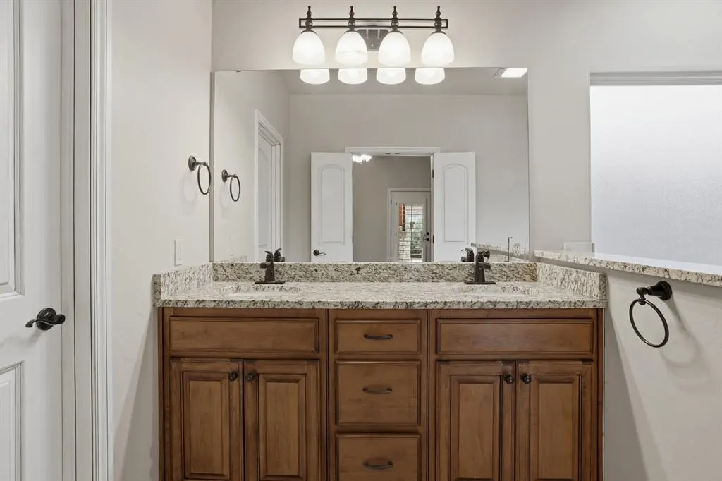 Photo 15 — 5612 NW 124th Street, Oklahoma City, OK 73142