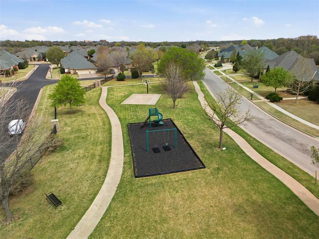 Photo 32 — 5612 NW 124th Street, Oklahoma City, OK 73142