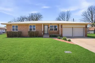 Sold home at 1905 N Oregon Street