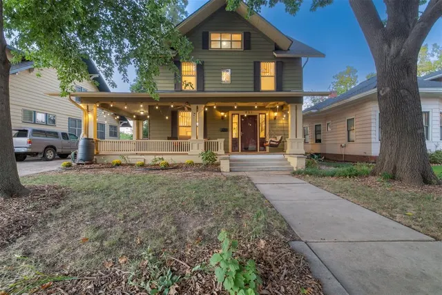 Front exterior — 721 NW 19th Street, Oklahoma City, OK 73103