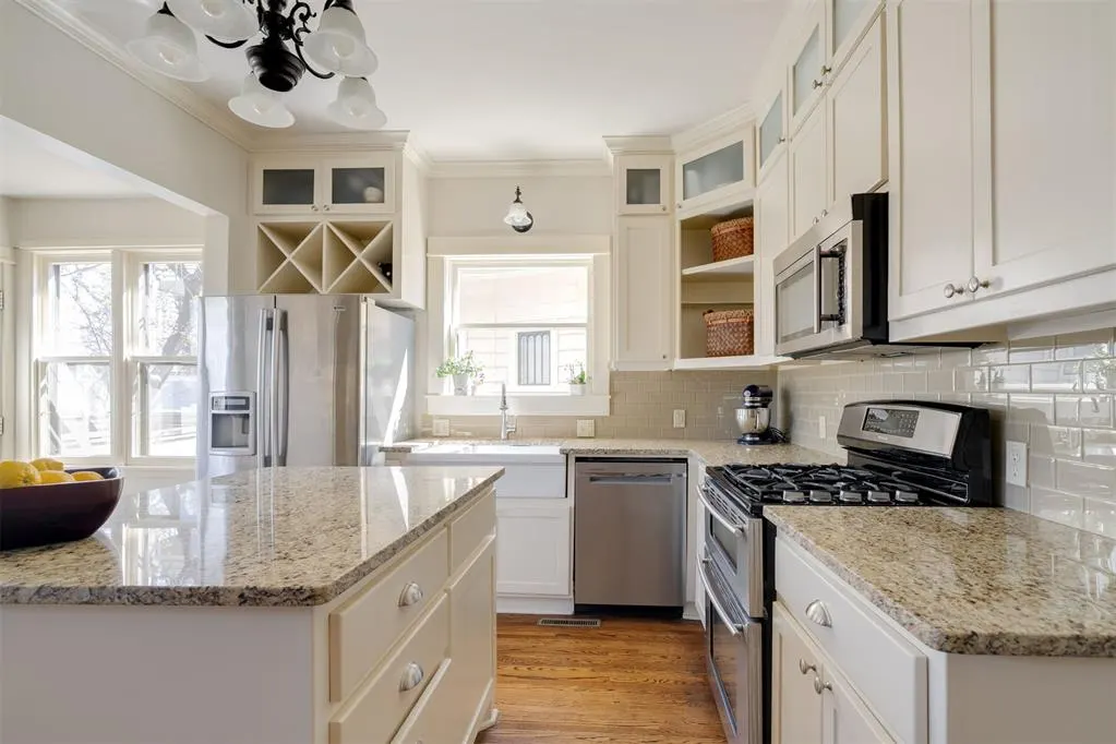 Photo 9 — 721 NW 19th Street, Oklahoma City, OK 73103
