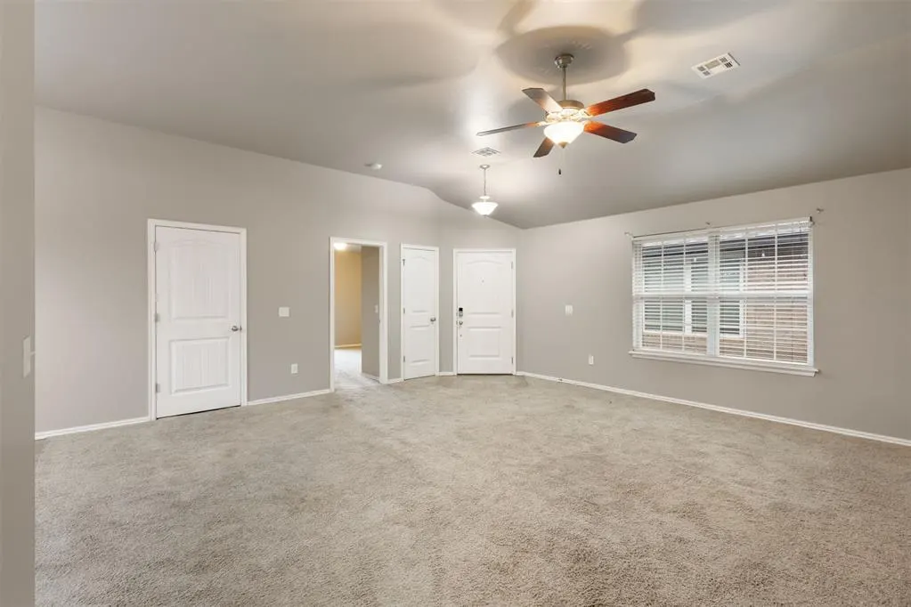 Photo 7 — 12709 Heritage Oaks Drive, Oklahoma City, OK 73120